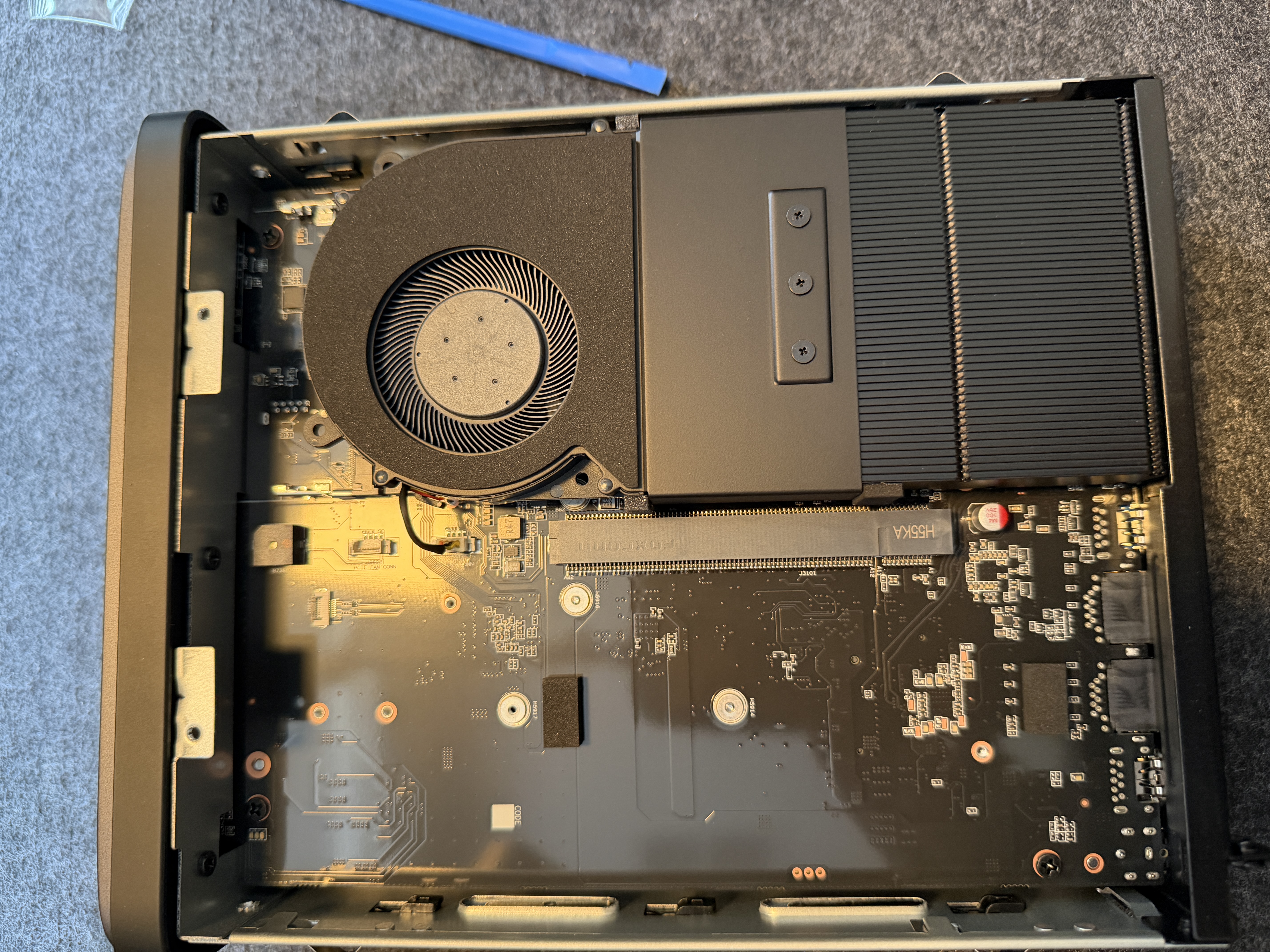 N5 Air motherboard showing CPU blower cooler, PCIe x16 slot, and DDR5 RAM area